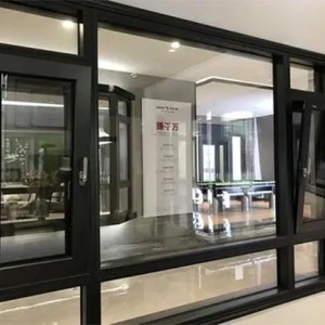 系統門窗