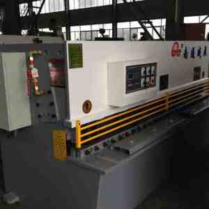 全鋼焊接液壓擺式剪板機