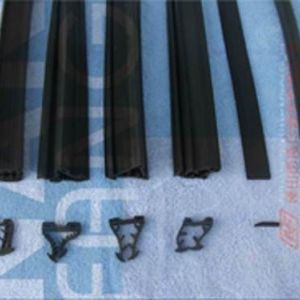 專業生產各種規格形狀高質量PVC密封條、PVC門窗密封條