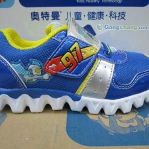 供應(yīng)晉江童鞋批發(fā) 品牌庫存童鞋 熊貓威尼童鞋 奧特曼童鞋