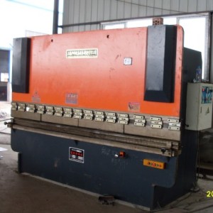 供應深圳折彎機 深圳液壓折彎機 東莞液壓折彎機