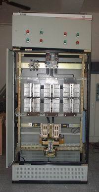 供應三相大功率充電器