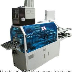 供應休閑食品紙盒封口機，餅干熱熔膠封盒機