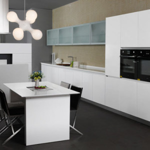 供應(yīng)波恩藍(lán)騎士純德式整體櫥柜