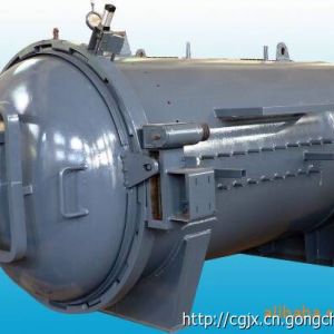 專業制造電加熱式硫化罐