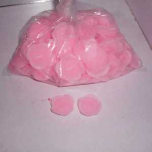 供應婚慶蠟燭、酒吧蠟燭、KTV蠟燭、慶典蠟燭、宗教蠟燭