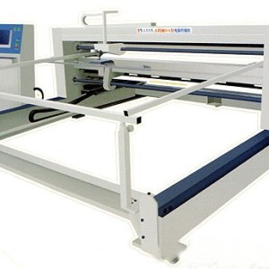 全移動電腦絎縫機