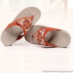 2013新款 庫存簡易輕便的家居室內(nèi)拖 沙灘休閑拖鞋 男士涼拖