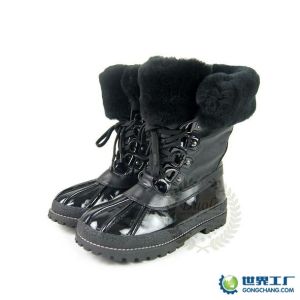 供應雪地靴工廠批發經典款雪地靴