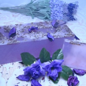 供應玫伊蘭品牌手工皂精油皂 薰衣草舒緩嫩膚精油皂