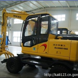 2014年小型挖掘機(jī)銷售冠軍沃爾華DLS865再次大賣(mài)