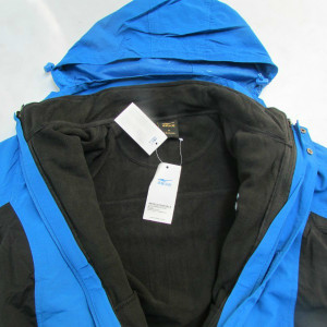 運(yùn)動(dòng)T恤批發(fā),運(yùn)動(dòng)服批發(fā),正品斷碼衣服批發(fā)