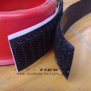 背膠魔術(shù)貼