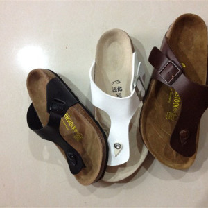 供應(yīng)德國(guó)原單勃肯人字Remses拖鞋