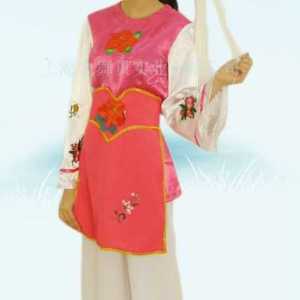 供應(yīng)優(yōu)質(zhì)民族服裝