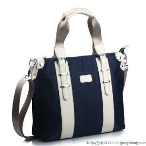 廣州宇杰專業生產尼龍男士手提單肩斜挎包商務休閑男士手提包