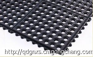 青島廣能批發帶孔防滑耐油型廚房橡膠防滑墊（圖）
