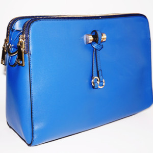 四川地區(qū)廠家女包批發(fā)，誠(chéng)招代理，免費(fèi)加盟