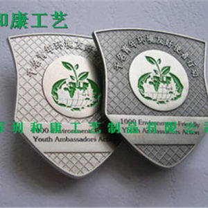 哪里可以做金屬胸針，深圳金屬胸針定做，深圳金屬胸針