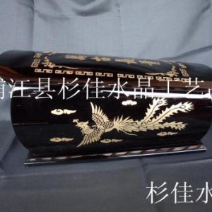 定做大型高檔水晶棺材，水晶骨灰盒。歡迎咨詢