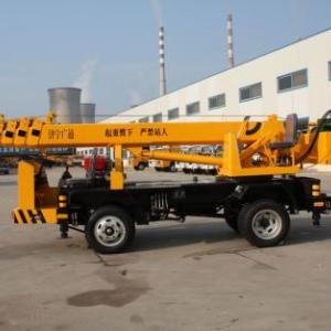 4噸自制底盤(pán)吊車(chē)