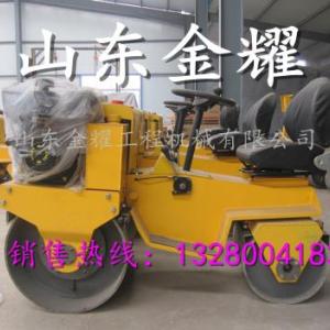 修建道路就選用小型座駕壓路機，駕駛室壓路機廠家