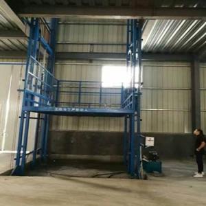 重慶2噸鏈條導(dǎo)軌式液壓升降平臺(tái)