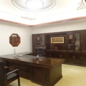 高檔大班臺，總裁辦公桌 辦公家具批發 定制實木家具