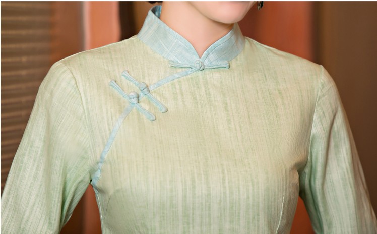 烟笼寒水月笼纱