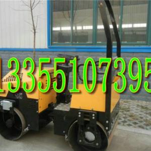 溝槽座駕式一噸壓路機雙驅單振的壓路機