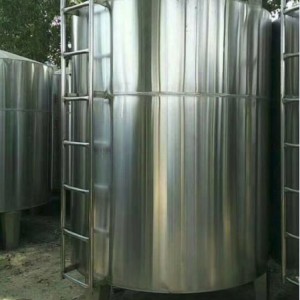 轉(zhuǎn)讓二手不銹鋼儲油罐