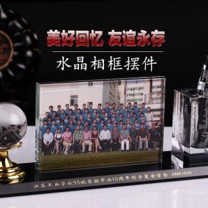 廣州同學畢業紀念品定做，理工大學畢業合影紀念品設計