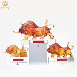 琉璃牛年商務擺件，生肖牛紀念品，員工嘉獎獎品定制