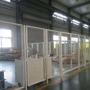 道路車間隔離網(wǎng) 防眩網(wǎng) 實(shí)體廠家?guī)齑?00000套