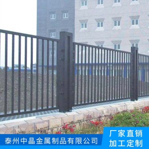 東臺(tái)熱鍍鋅圍墻欄桿 靜電噴涂陽(yáng)臺(tái)護(hù)欄安裝  鋅鋼欄桿