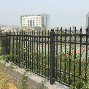 商丘鐵藝圍欄護欄價格、大宇鐵藝、鐵藝圍欄護欄