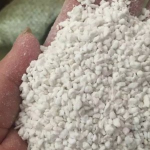 如何正確區分選擇珍珠巖、玻化微珠的好壞