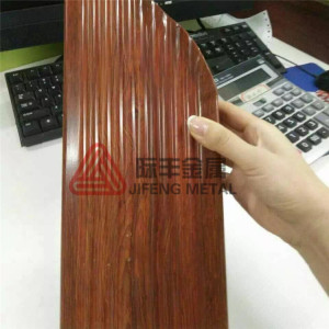 304不銹鋼木紋防曬管 熱轉(zhuǎn)印紅木紋不銹鋼管廠家直銷