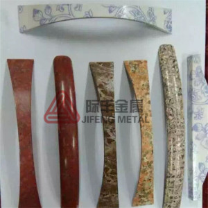 佛山廠家轉印304不銹鋼木紋管 不銹鋼木紋管加工熱轉印原木紋管