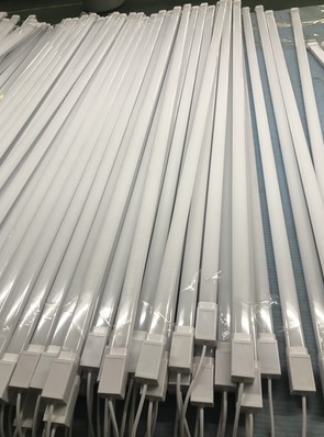 保鮮柜燈管LED燈條1.2米風幕柜酒柜貨架燈條