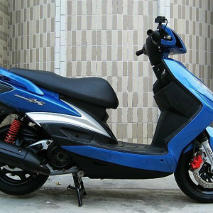 雅馬哈勁戰(zhàn)4V125摩托車 本田摩托車 雅馬哈摩托車 川崎摩托車 寶馬摩托車 鈴