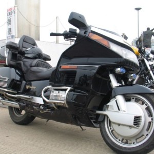 本田金翼GL1800摩托車廠家價格