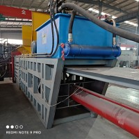 提升門款大包廂型臥式液壓打包機