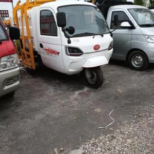四輪電動車拉桶式拉圾車