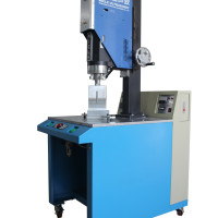 3200W塑料焊接機(jī)焊頭模具換能器生產(chǎn)廠家