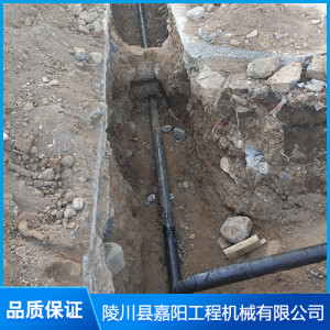 挖掘機 結(jié)構(gòu)合理 1噸小挖機 操作簡單靈活