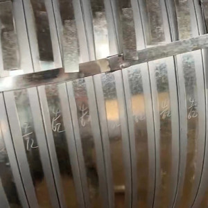鍍鋅分條鋼帶 鍍鋅卷分條帶鋼 白鐵皮打包帶